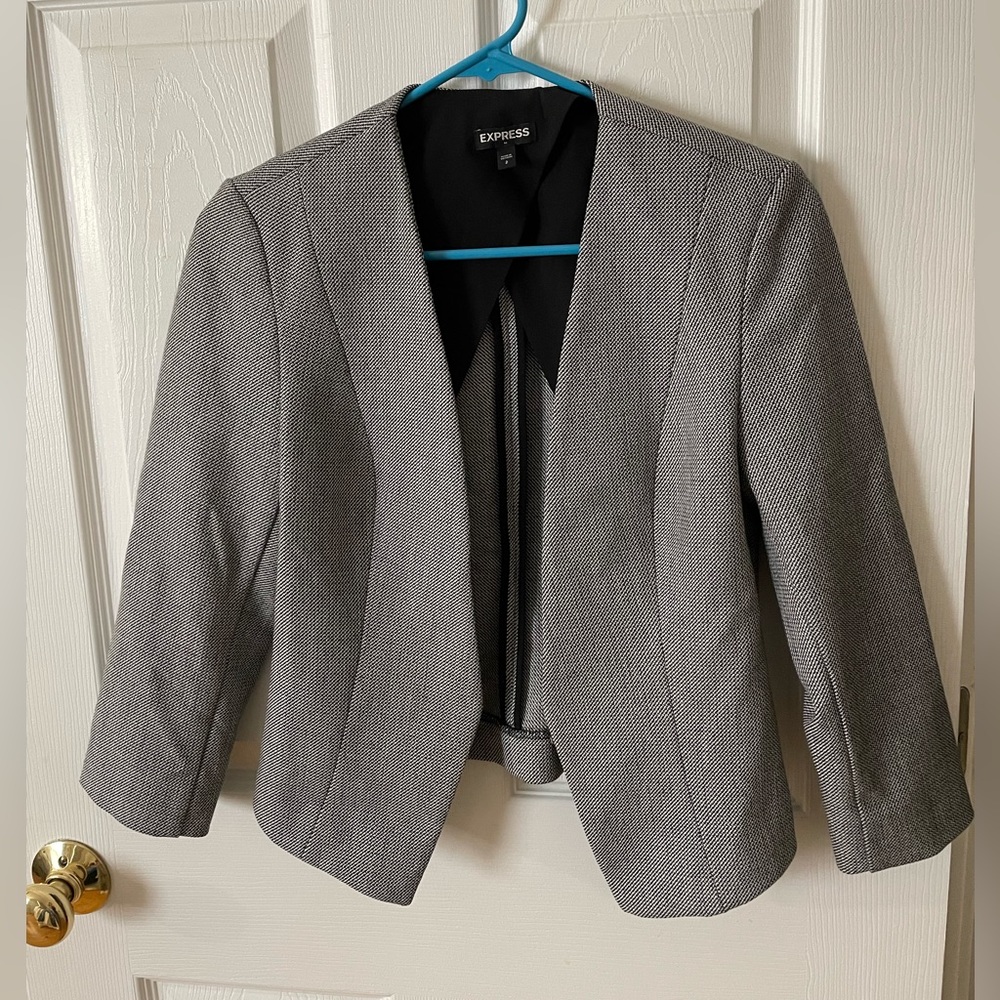 Express 3/4 sleeve grey blazer
